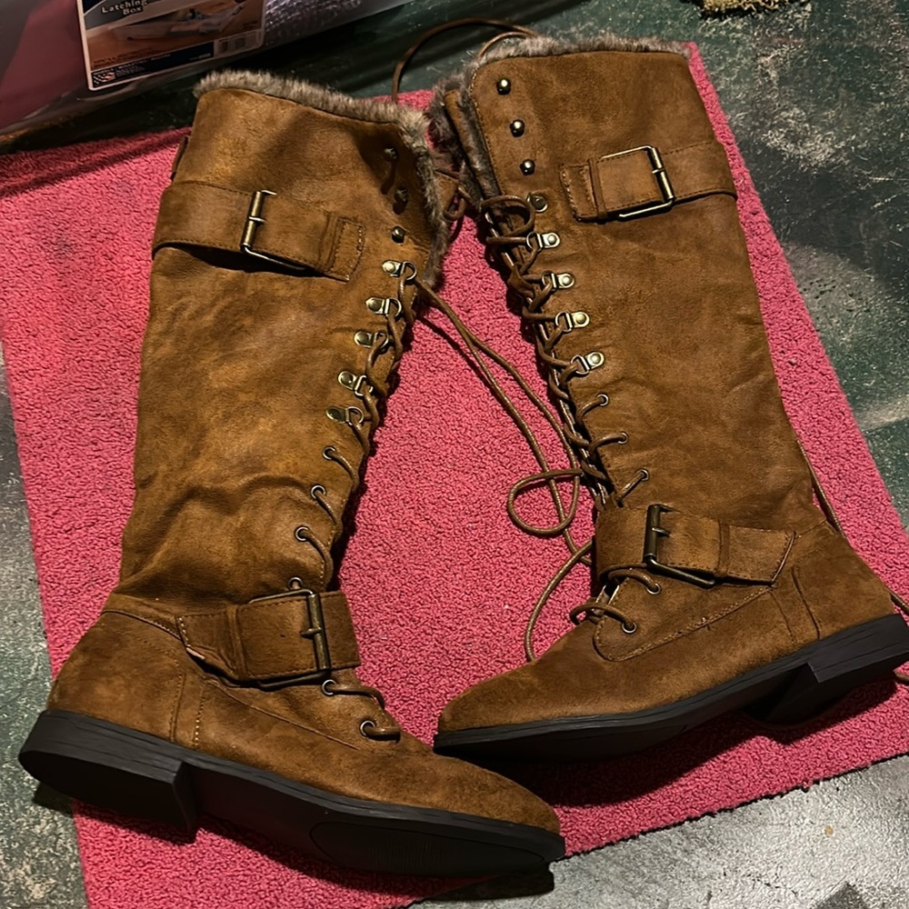 Women’s knee-high boots brown faux, leather lace up with side zip size 8.5/EU39